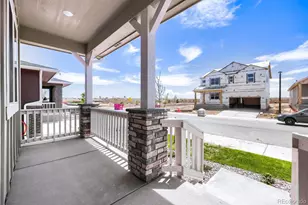 46431 Heritage Ave, Bennett, CO 80102 - Photo 4