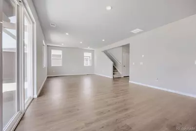 46431 Heritage Avenue, Bennett, CO 80102 - Photo 6