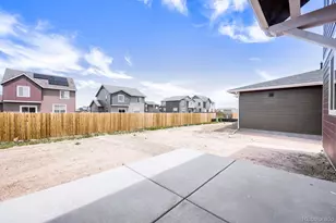 46431 Heritage Ave, Bennett, CO 80102 - Photo 32