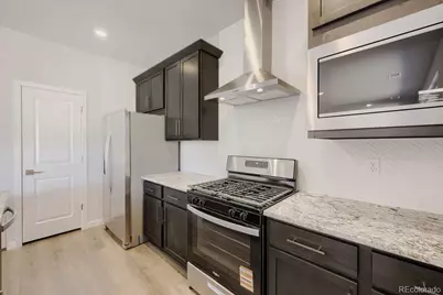 46431 Heritage Avenue, Bennett, CO 80102 - Photo 12
