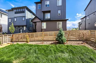 7442 Whiteclover Trl, Littleton, CO 80125 - Photo 2