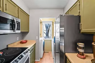 9782 W Cornell Pl, Lakewood, CO 80227 - Photo 6