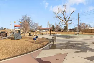 1330 Quari St, Aurora, CO 80011 - Photo 32