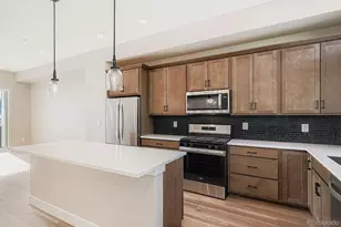 15563 W Washburn Cir, Lakewood, CO 80228 - Photo 10