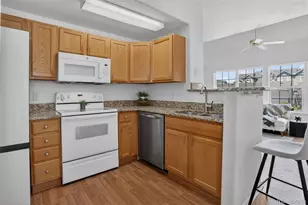 14359 E Grand Dr, Aurora, CO 80015 - Photo 10