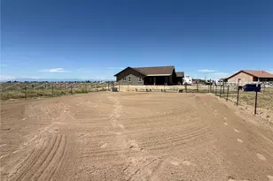 1180 N Saddle Ridge Ln, Pueblo, CO 81007 - Photo 32