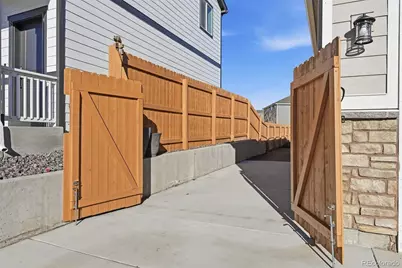 6063 Yamhill Drive, Colorado Springs, CO 80925 - Photo 10