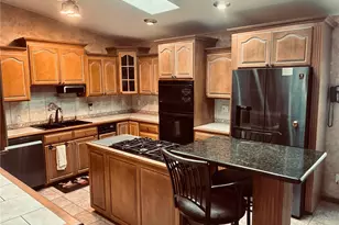 1223 E Rio Grande St, Colorado Springs, CO 80910 - Photo 2