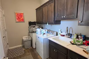 4131 Black Horse Dr, Pueblo, CO 81004 - Photo 10