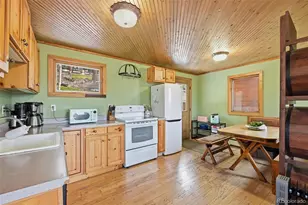 34089 Lyttle Dowdle Dr, Golden, CO 80403 - Photo 6