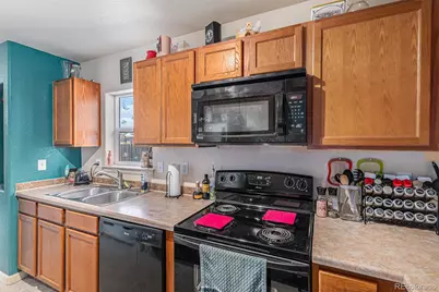 2849 Rose Hill Street, Strasburg, CO 80136 - Photo 14