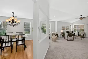 7615 S Addison Way, Aurora, CO 80016 - Photo 8