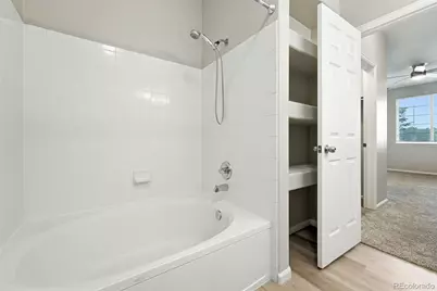 5255 Memphis Street #312, Denver, CO 80239 - Photo 14