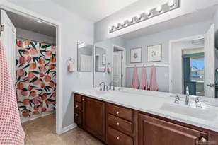 23245 Barnsley Ln, Parker, CO 80138 - Photo 20