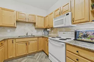 2896 W Riverwalk Cir, Littleton, CO 80123 - Photo 8