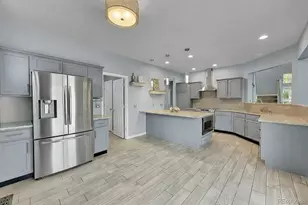 20532 E Lake Cir, Centennial, CO 80016 - Photo 18