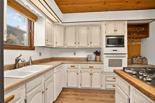 7033 Silverhorn Dr, Evergreen, CO 80439 - Photo 10