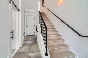 2124 Applewood Dr, Lakewood, CO 80215 - Photo 14