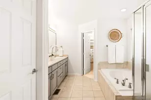 5681 S Catawba Way, Aurora, CO 80016 - Photo 22