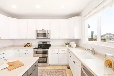 5681 S Catawba Way, Aurora, CO 80016 - Photo 12