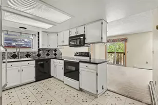 8611 W 71st Cir, Arvada, CO 80004 - Photo 8