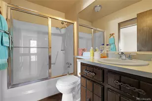 2864 S Vaughn Way, Aurora, CO 80014 - Photo 20