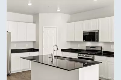 17590 E 88th Place, Commerce City, CO 80022 - Photo 10