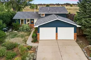 910 Willshire Dr, Fort Collins, CO 80521 - Photo 2