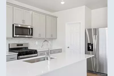4621 Sunsplash Way, Johnstown, CO 80534 - Photo 12