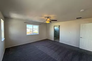 951 N Vandriver Way, Aurora, CO 80018 - Photo 16