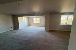 951 N Vandriver Way, Aurora, CO 80018 - Photo 24