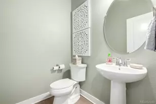 6010 N Netherland Ct, Aurora, CO 80019 - Photo 16