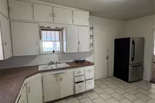 131 St Louis Ave, Pueblo, CO 81004 - Photo 6