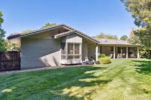 4010 S Holly St, Cherry Hills Village, CO 80111 - Photo 32