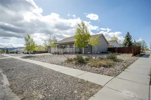 97 Tammie Dr, Buena Vista, CO 81211 - Photo 2