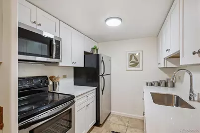 4600 E Asbury Circle #110, Denver, CO 80222 - Photo 6