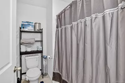 27671 E Byers Avenue, Aurora, CO 80018 - Photo 28