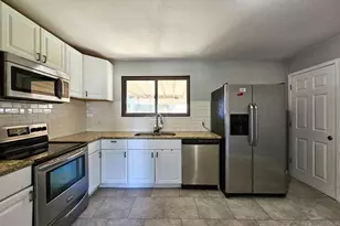 5542 Scranton St, Denver, CO 80239 - Photo 6