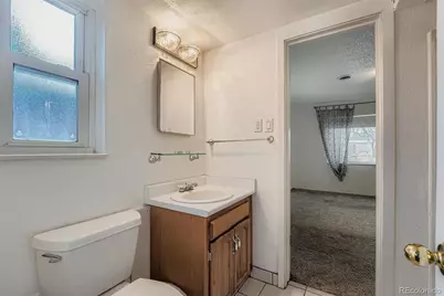 1072 Racine Street, Aurora, CO 80011 - Photo 18