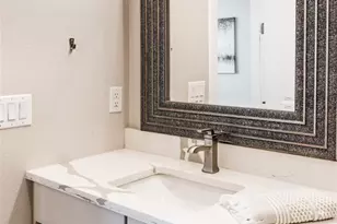 27681 E Lakeview Dr, Aurora, CO 80016 - Photo 26