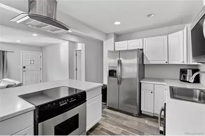 8068 Grace Court, Denver, CO 80221 - Photo 10