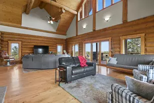 1180 Castle Pointe Dr, Castle Rock, CO 80104 - Photo 18