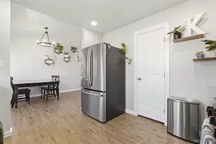 19083 E 16th Ave, Aurora, CO 80011 - Photo 10