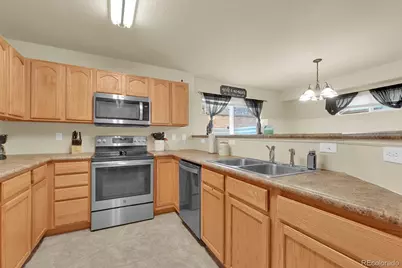 La Salle E 2280, Colorado Springs, CO 80909 - Photo 2