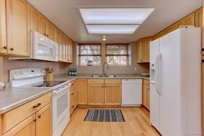 9722 Independence Street, Broomfield, CO 80021 - Photo 4
