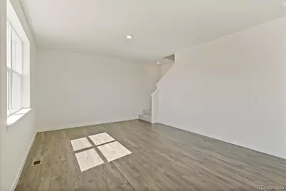 9877 Danube Court, Commerce City, CO 80022 - Photo 8