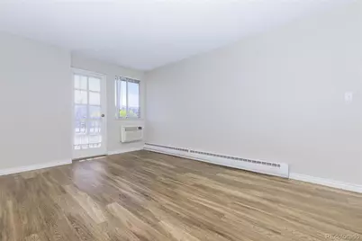 11852 E 16th Avenue, Aurora, CO 80010 - Photo 4