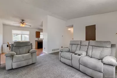3911 S Ensenada Court, Aurora, CO 80013 - Photo 4