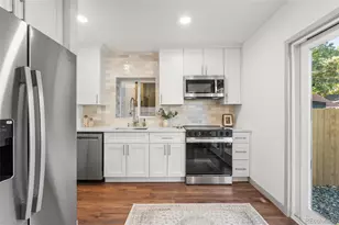 1623 E 30th Ave, Denver, CO 80205 - Photo 4