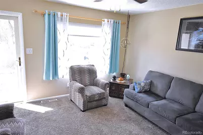 632 Hilltop Street, Longmont, CO 80504 - Photo 2